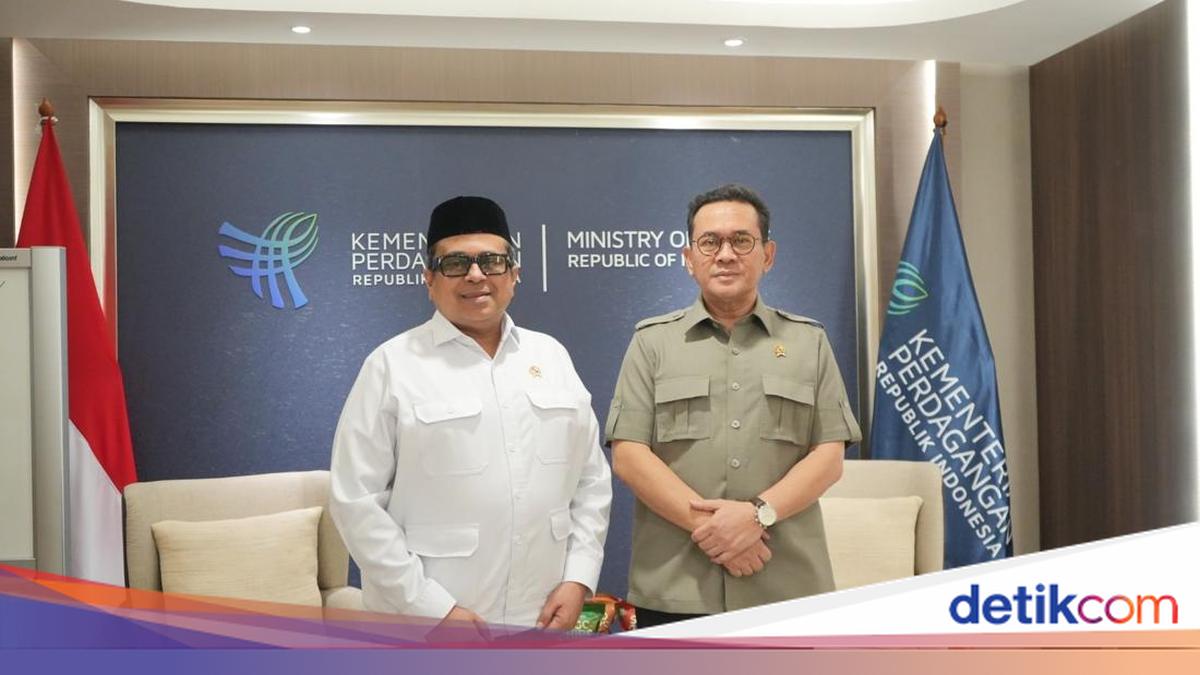 Head of BPJPH Meets Trade Minister to Discuss Halal Certification for Export-Import Products