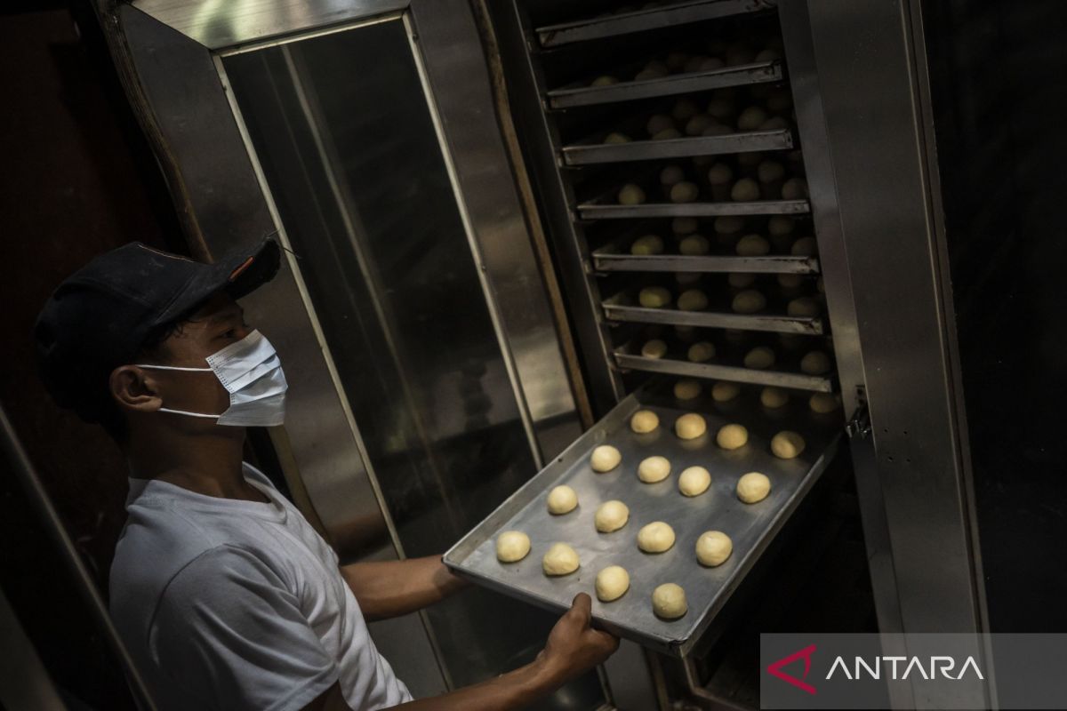 Economists highlight efforts to protect SMEs from global conflict impacts