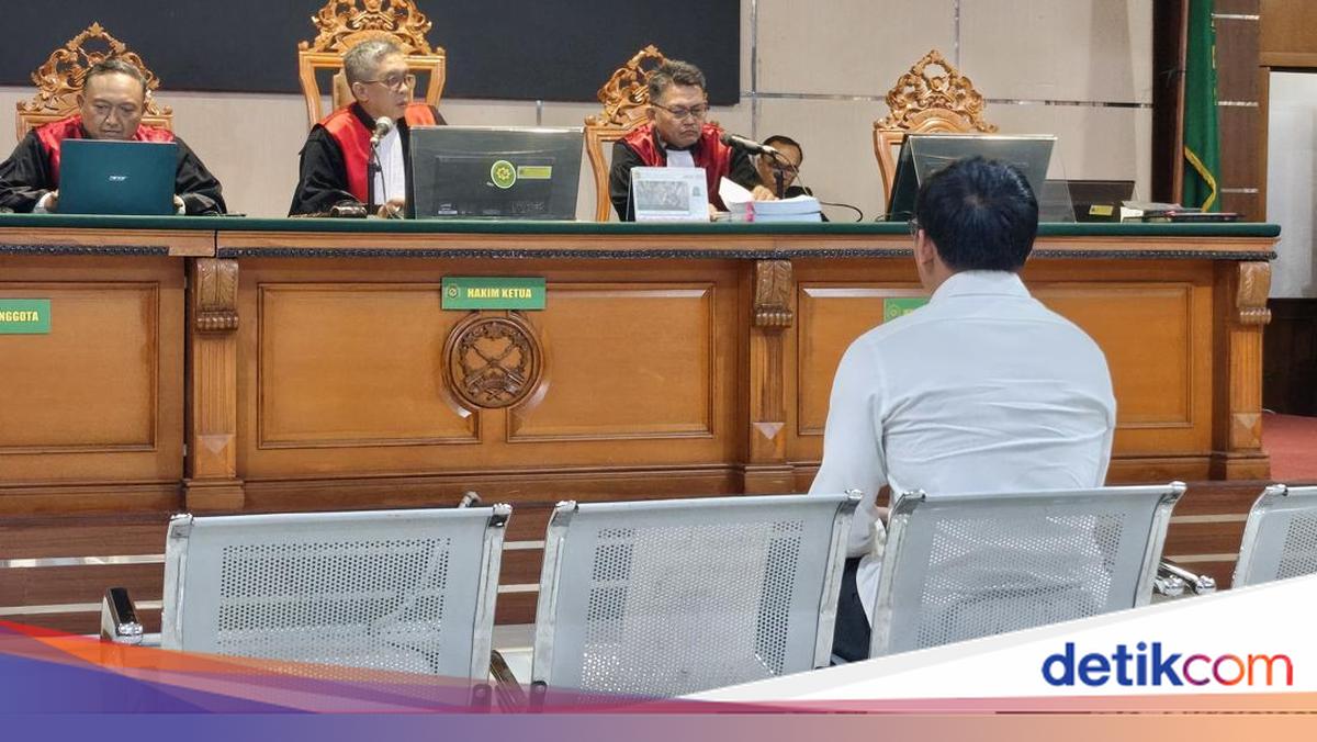 Gibran Huzaifah, Former eFishery Boss, Sentenced to 9 Years in Prison