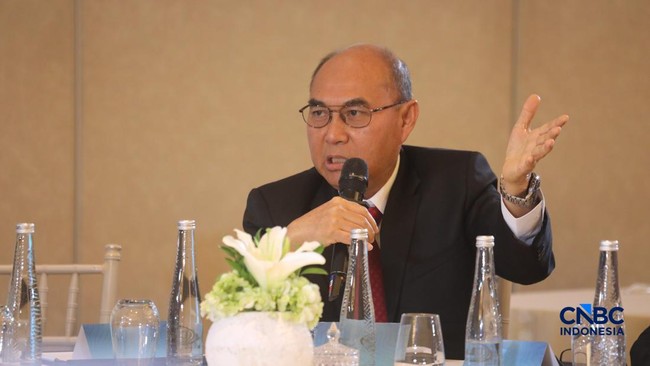 COO of Borneo Indobara Reveals Benefits of Using EVs in the Mining Sector