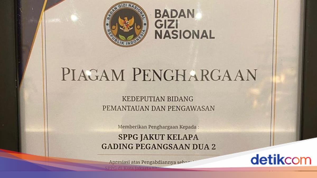 SPPG of North Jakarta Police Resort, Metro Police Receives Best Kitchen Award from BGN