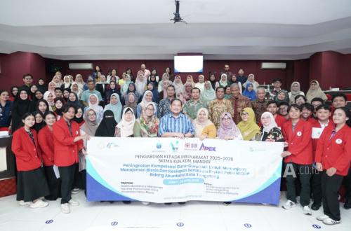 UMB–USM Trains 60 Tangerang Vocational Accounting Teachers, Covering Tax to AI