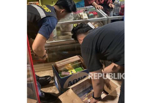 Morowali Customs Seize 20,000 Sticks of Illegal Cigarettes in Industrial Area