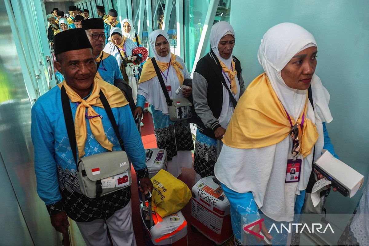 Prospective Hajj pilgrims receive additional protection against heat risks during Armuzna