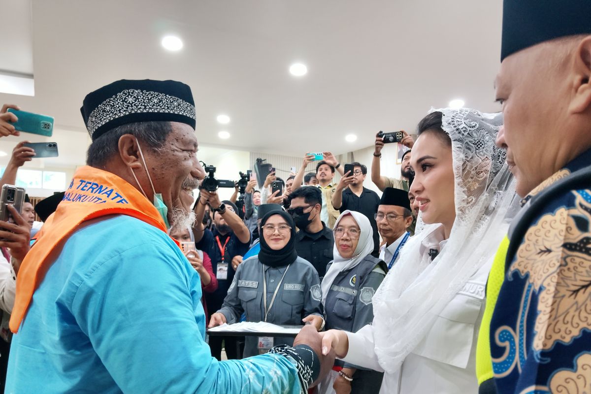 North Maluku Provincial Government Provides Additional Living Cost of Rp1.152 Billion to 768 Hajj Pilgrims