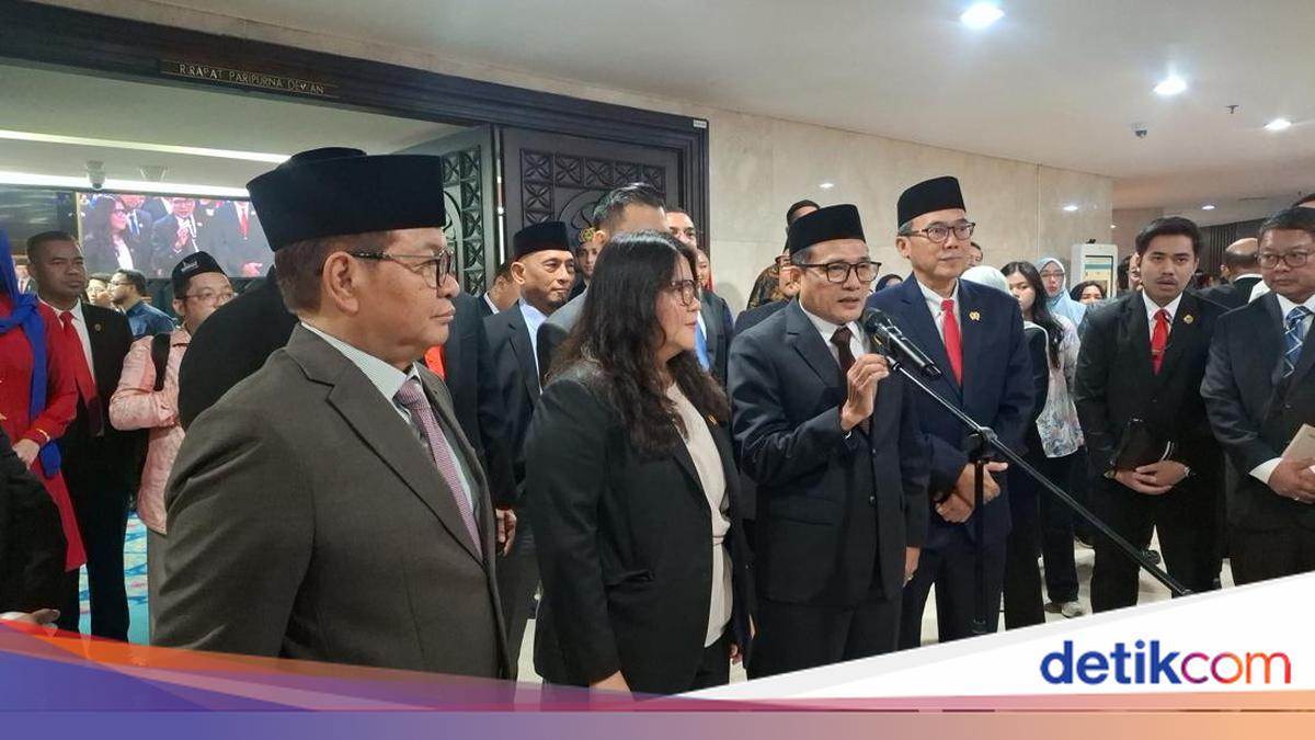 Suhud Alynudin Discusses Jakarta's Development After Approval as DPRD Chairman