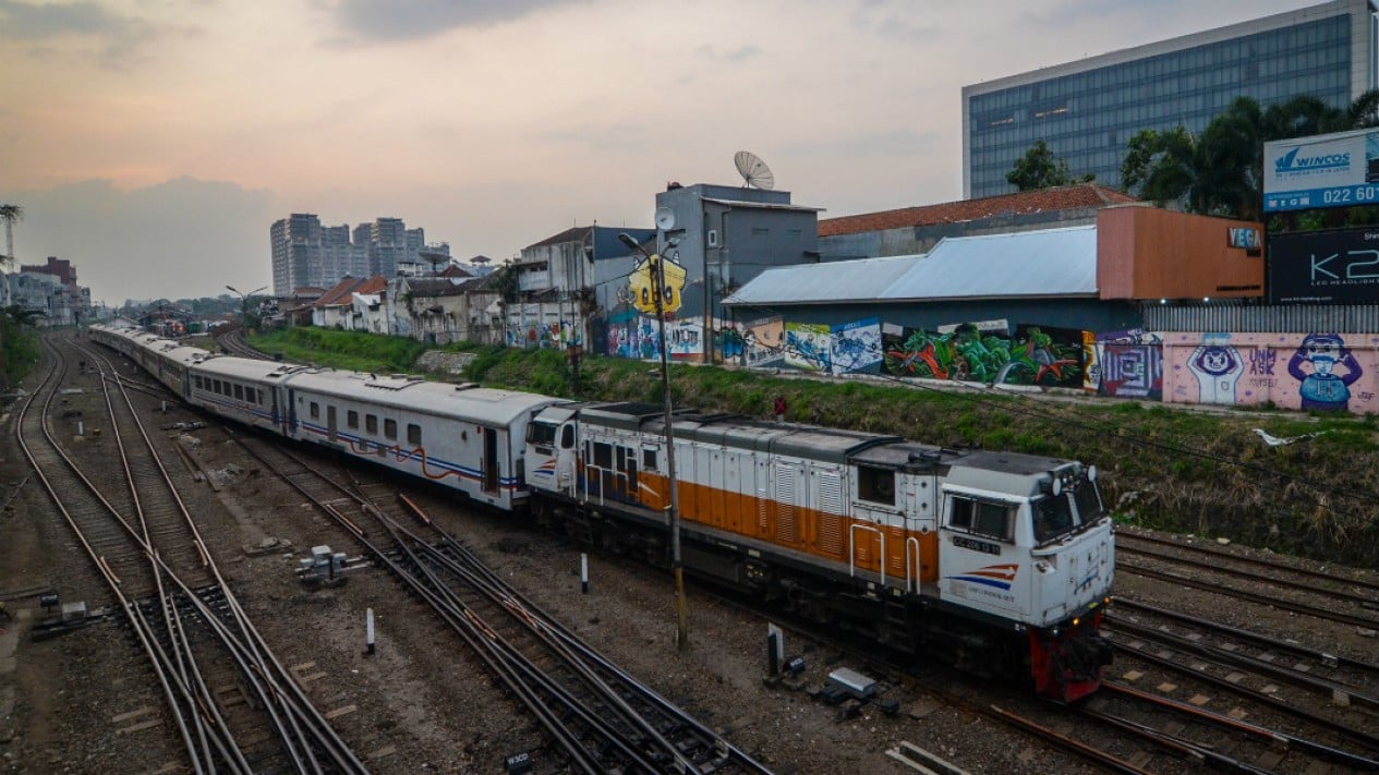 All Long-Distance Train Services Operating Normally Today