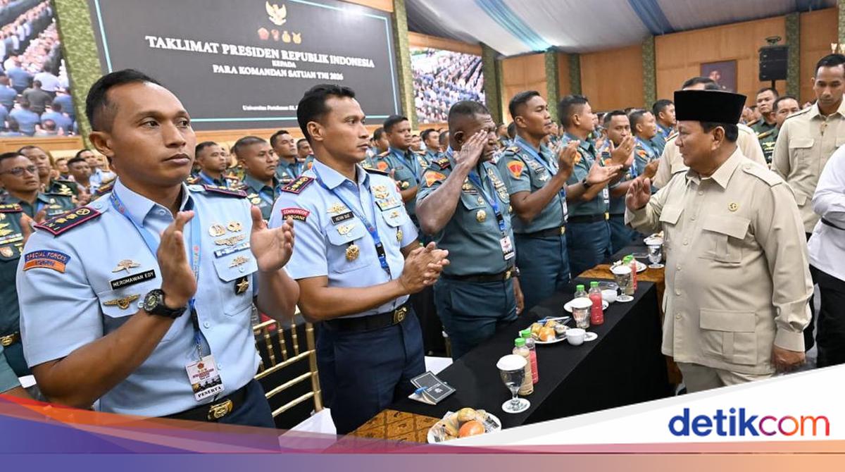 Prabowo Delivers Briefing to 1,500 TNI Unit Commanders, Calls for Solidarity