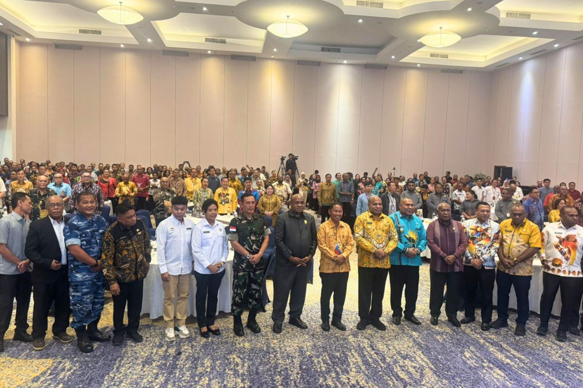Billy Mambrasar: Integrating MBG Programme with SMEs to Maintain Supply in Papua
