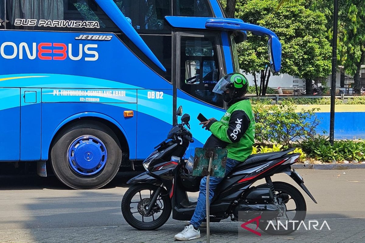 May Day: Online Motorcycle Taxi Drivers Respond Positively to President's Cut in Platform Fees
