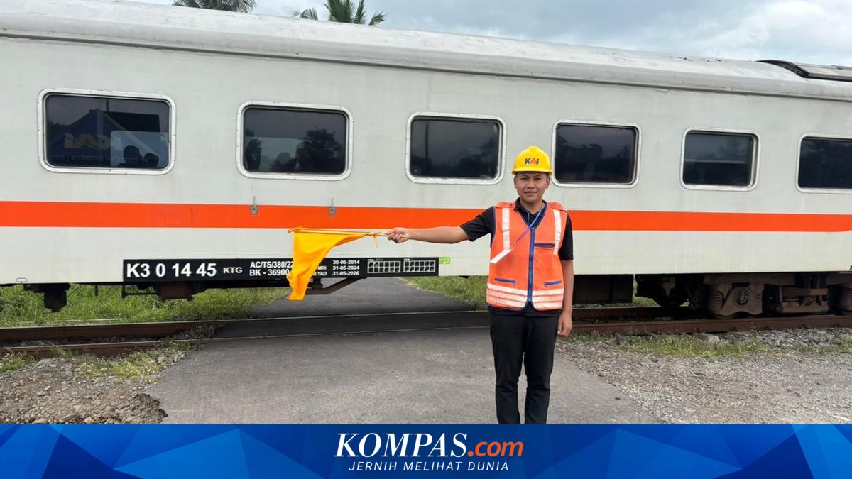 Fine of Rp 750,000 for Those Breaching Railway Crossing Gates