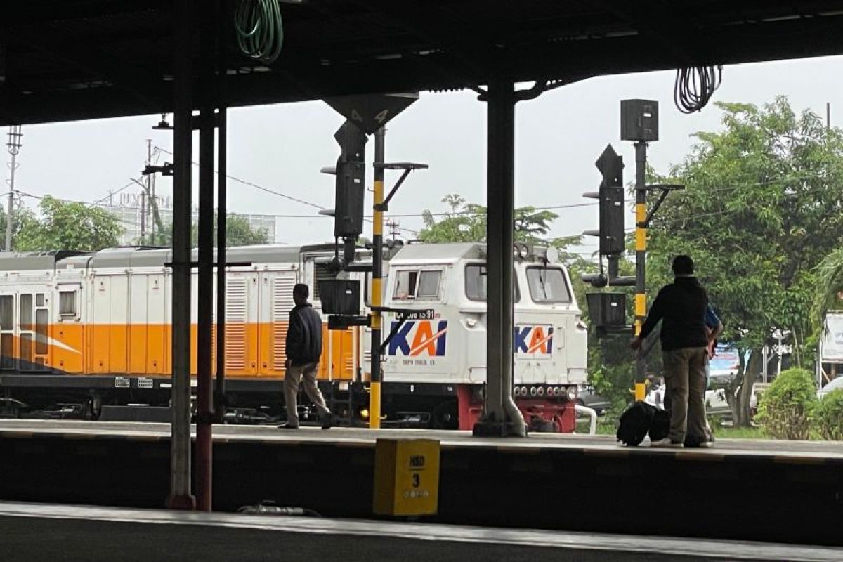KAI Cirebon Ensures Locomotives Use B40 Biodiesel