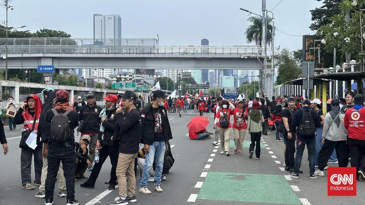 Labour Demonstration in Front of DPR, Residents Advised to Use Alternative Routes
