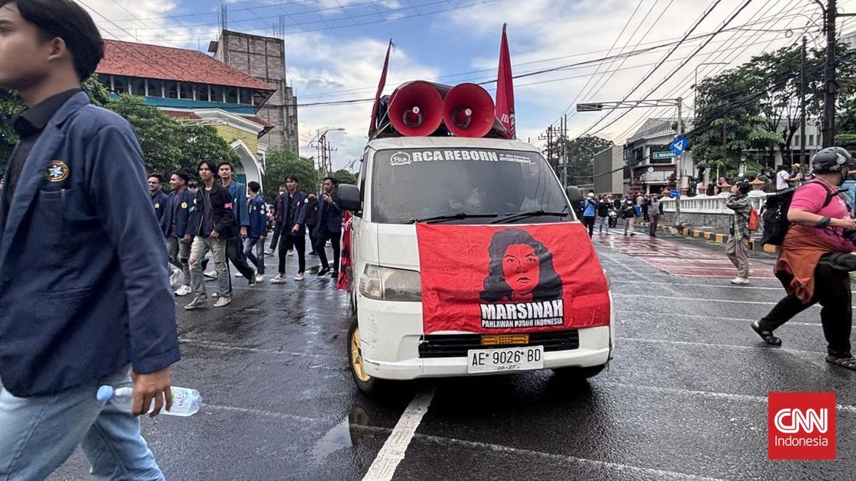May Day in Surabaya Divided: Kasbi and Students Choose Protest at East Java DPRD
