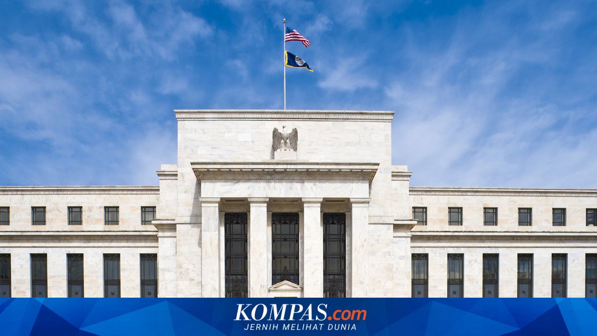 Powell to Warsh Transition Leaves Markets in Limbo, Crypto Faces Volatility Threat