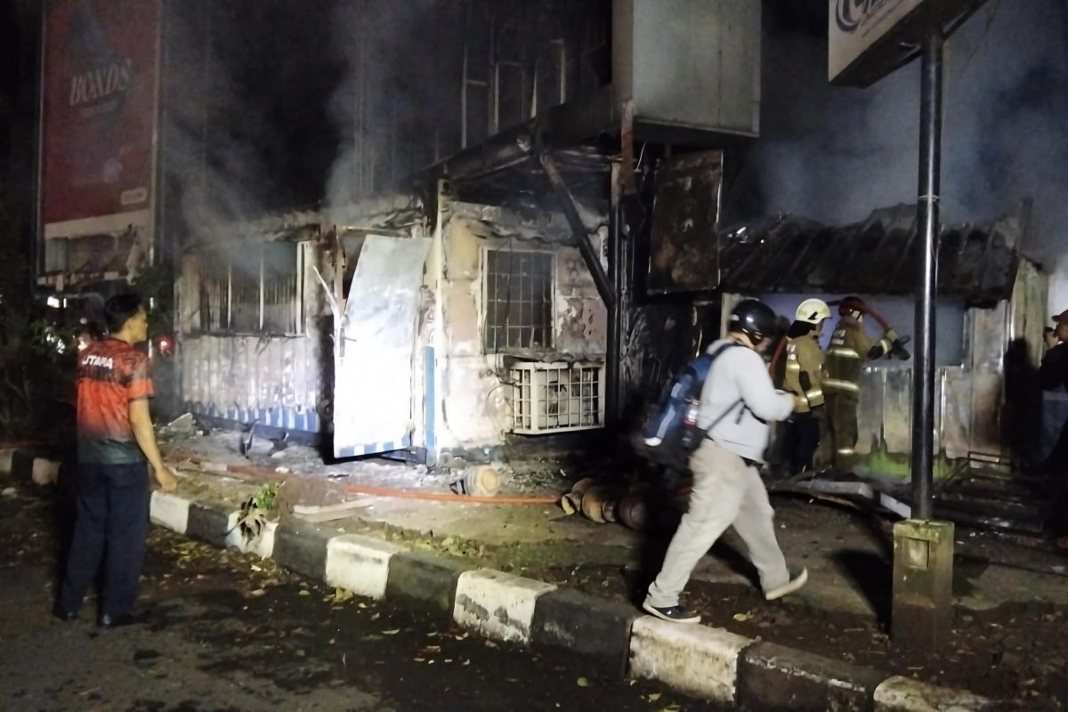 Police arrest suspected anarchists in Bandung