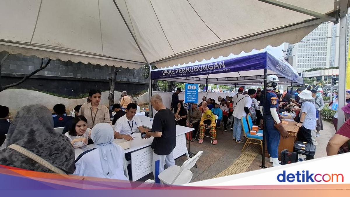 Announcement! Tomorrow There's Free Transjakarta Card Registration at CFD