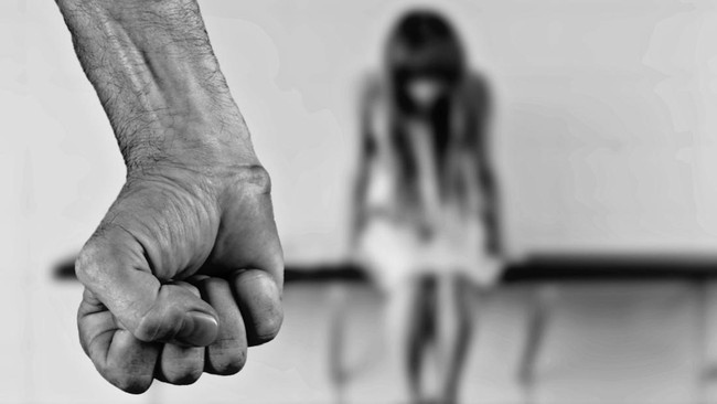 Wealthy Man in Jakarta with 200 Servants but Harsh—One Finally Seeks Revenge