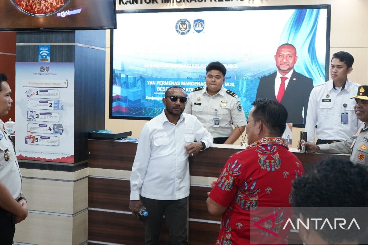 DPR Member Pushes for Establishment of Central Papua Immigration Regional Office