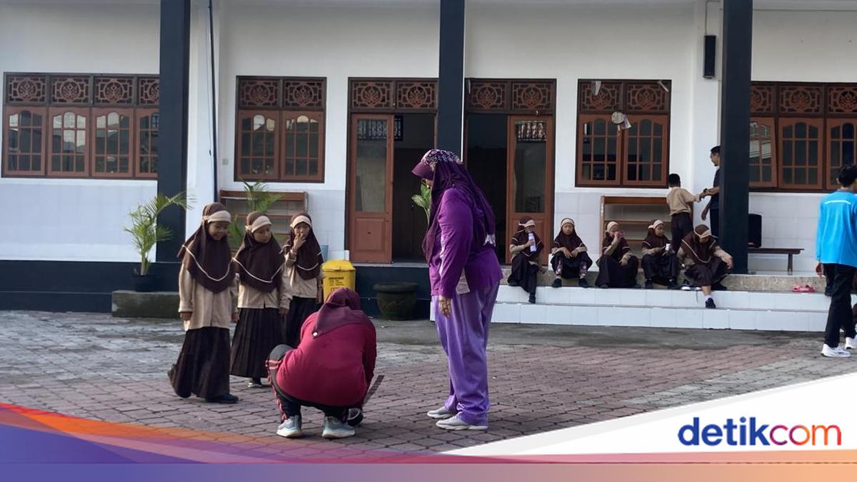 MI Bahrul Ulum Kusamba Teacher Requests PPPK Selection for Private School Teachers