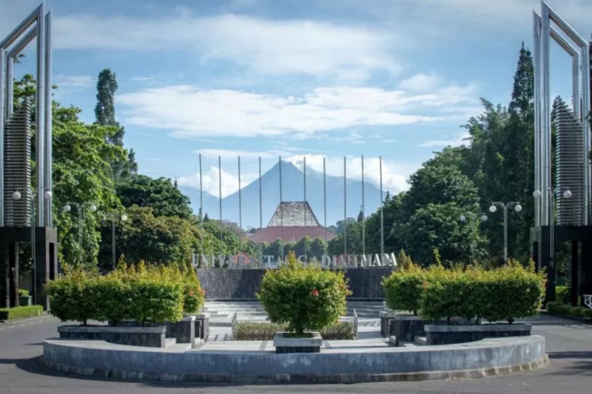 UGM Partners with Thai University to Strengthen Global Networks and Research