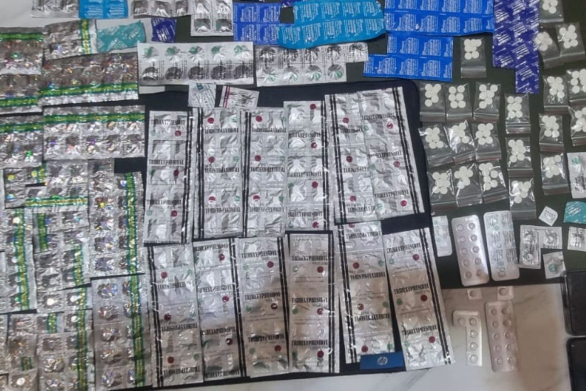 Police Raid Shop Selling Dangerous Drugs in Tanjung Priok