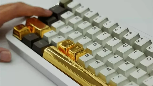 Faking Work with Dummy Keyboards, Dozens of Bank Employees Sacked