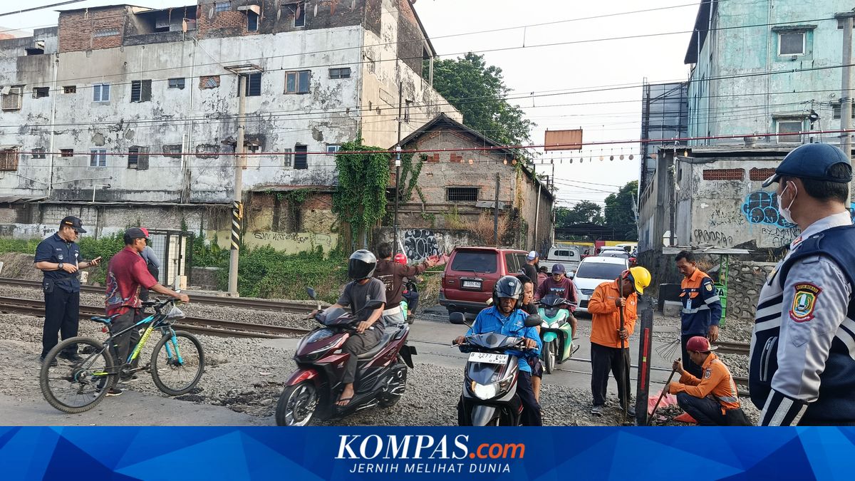 When Illegal Railway Crossings Proliferate, Public Discipline Becomes the Key to Safety