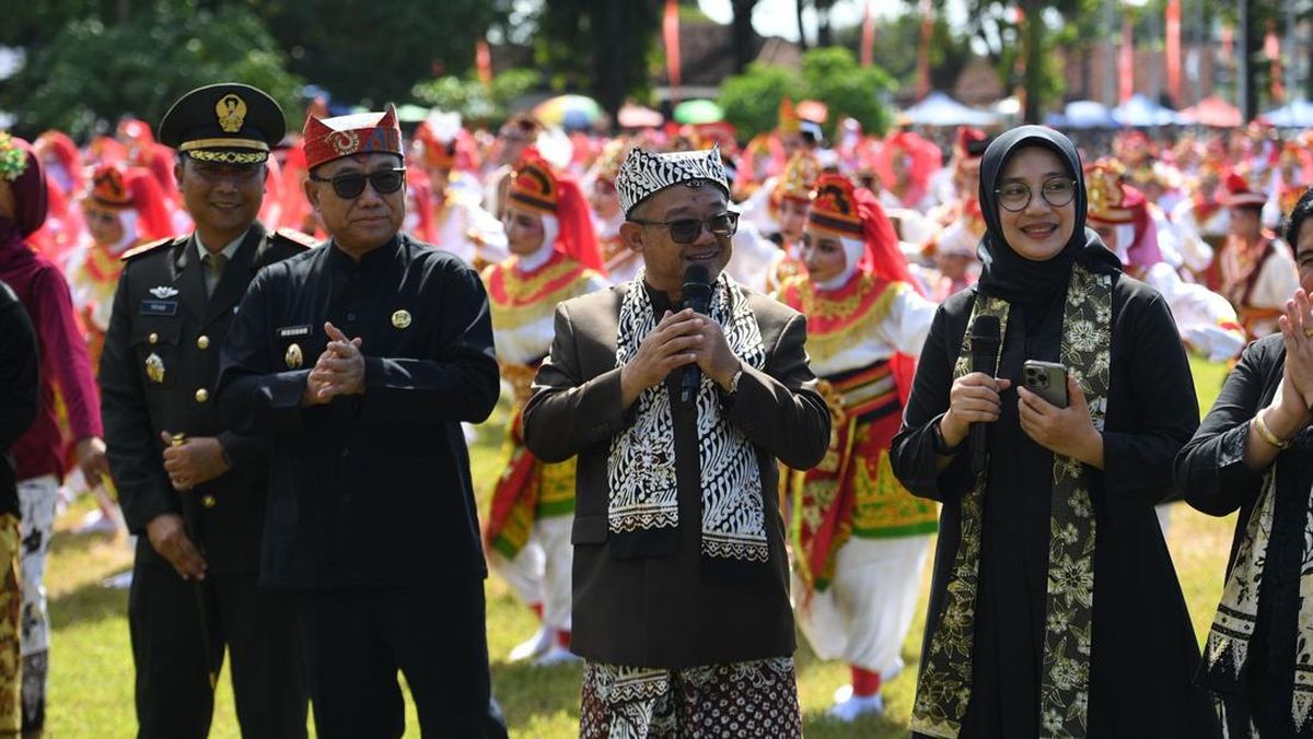 Commemorating National Education Day, Abdul Mu'ti Expresses Gratitude to Teachers
