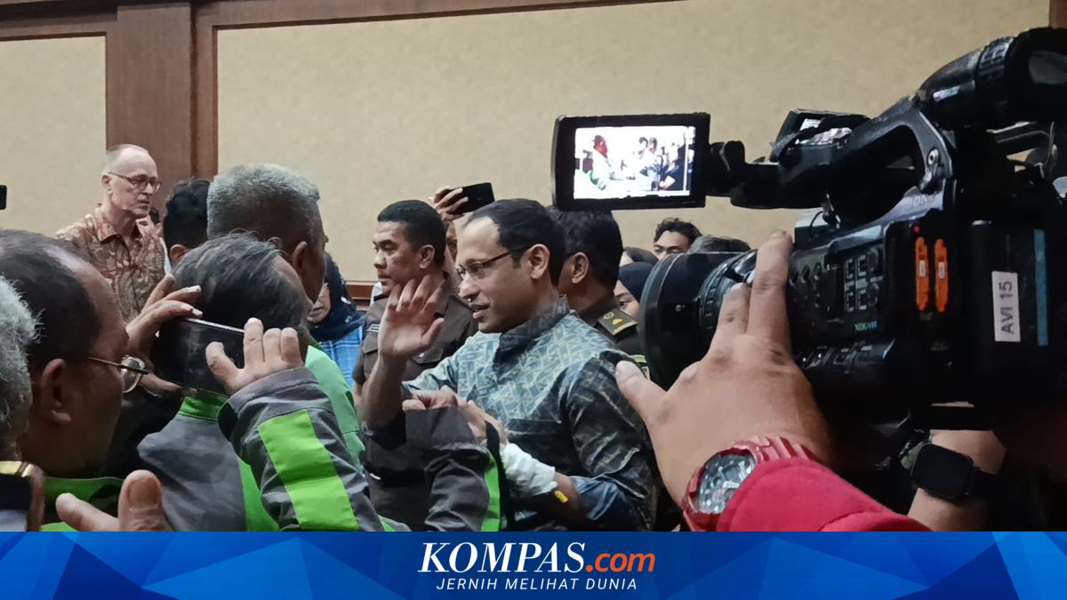 Nadiem Attends Chromebook Hearing Despite Not Being Recommended by Hospital Doctors