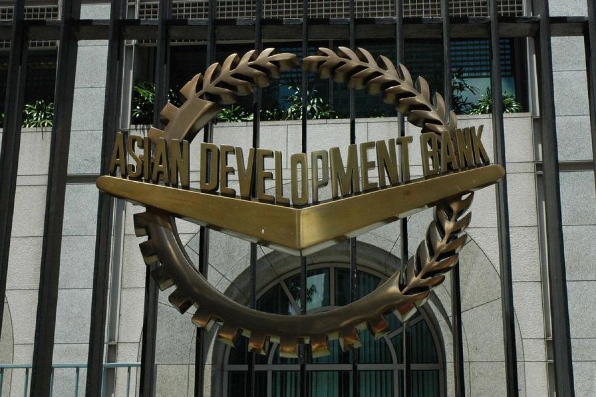 ADB Prepares $70 Billion in Funding for Digital Power Grid Network in Asia