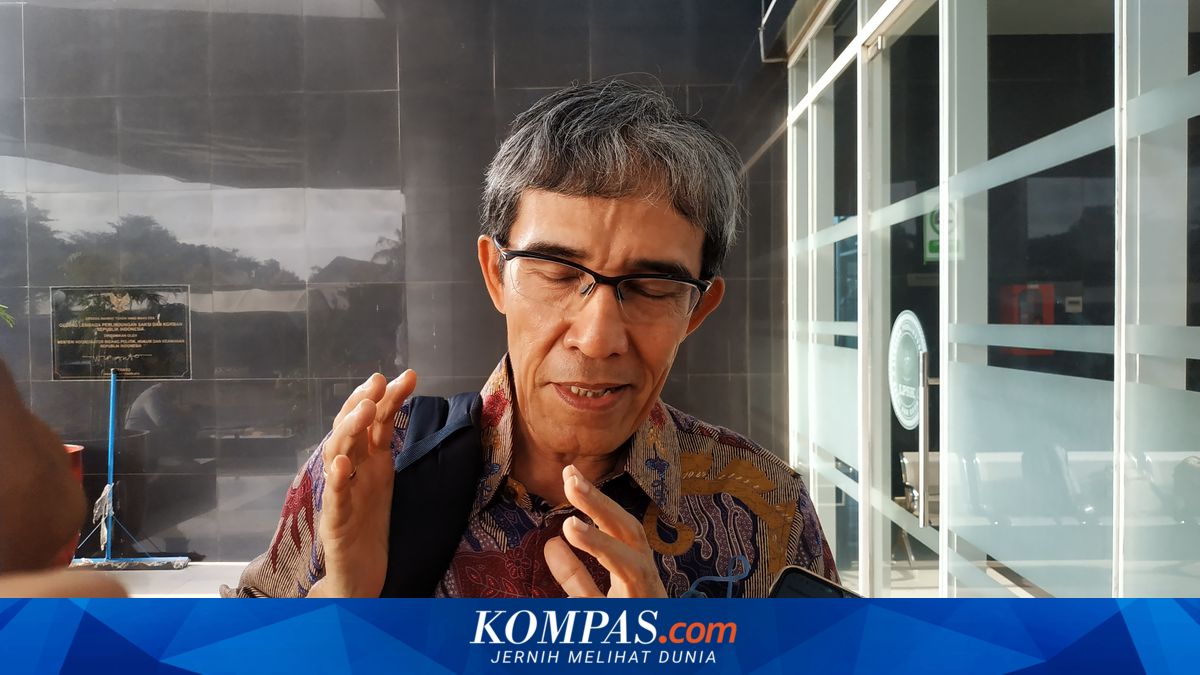Expert Highlights Political Parties' Focus on Threshold, Ignoring Crucial Election Issues