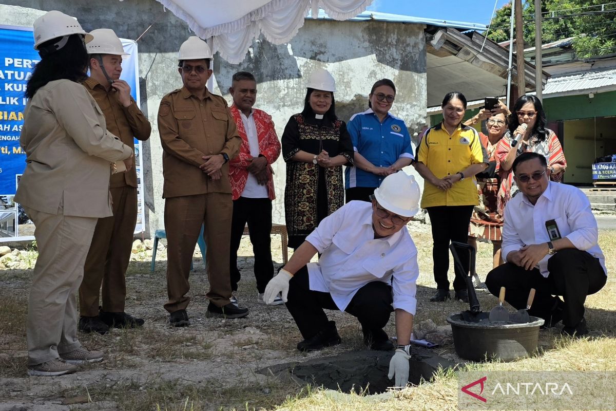 Minister of Basic and Secondary Education inaugurates education unit revitalisation in NTT