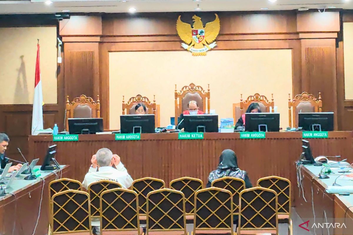 Former Pertamina Gas Director Sentenced to 4.5 Years in Prison in LNG Corruption Case
