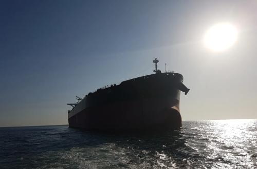 Iranian Supertanker Breaks Through US Blockade Again, Detected in Lombok Strait