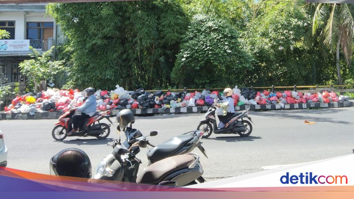 Tabanan Turns into a Rubbish City Due to Restrictions at Mandung Landfill