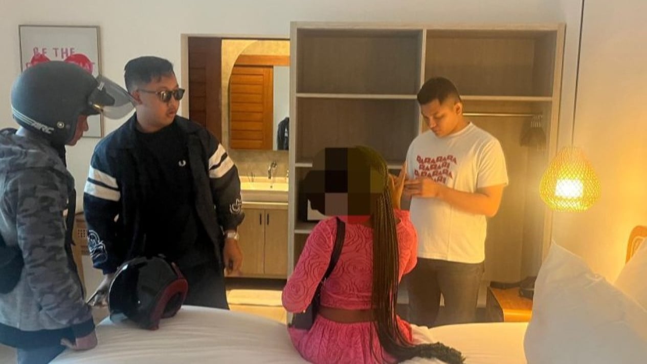 Three Foreign Nationals Offering Online Prostitution Services in Bali Arrested by Immigration