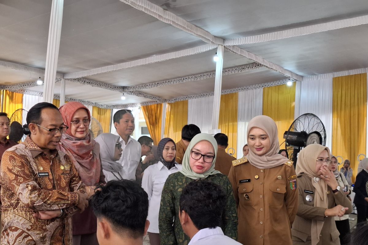 Deputy Minister of Cooperatives Ensures Lampung KDMP Manager Competency Exam Proceeds According to Standards