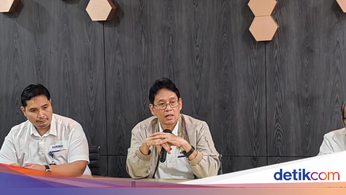 Finance Minister Purbaya Dismisses Rumours of Dismissal Due to Illness with Laughter