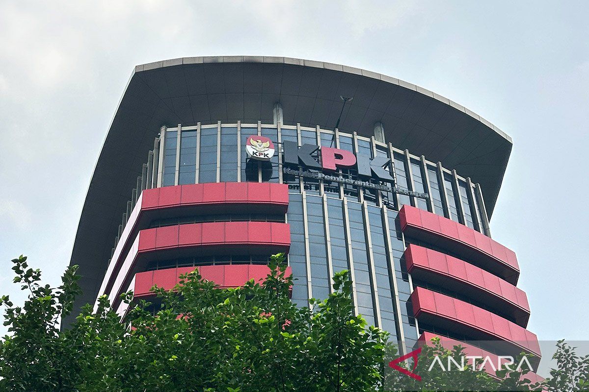 KPK Conducts Anti-Corruption Study to Address Procurement in People's School Programme