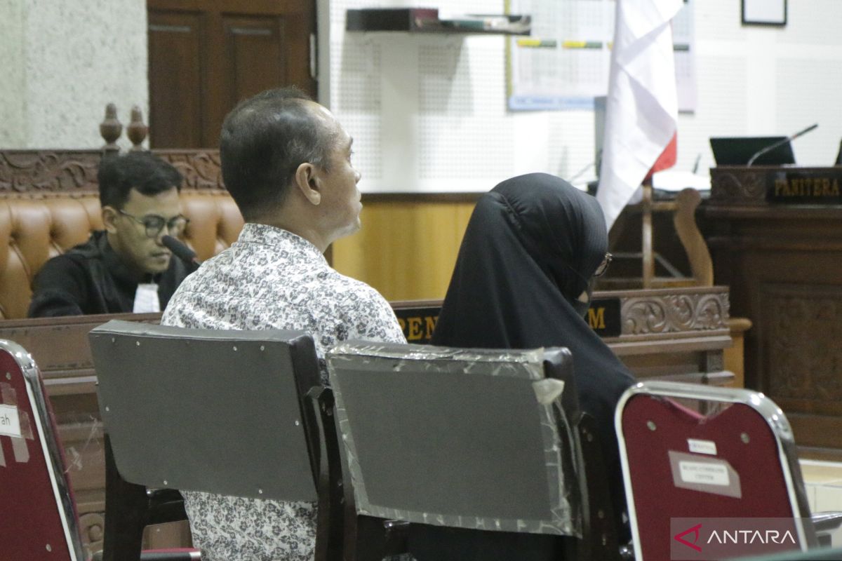 Two directors sentenced to 7 years in East Lombok Chromebook case