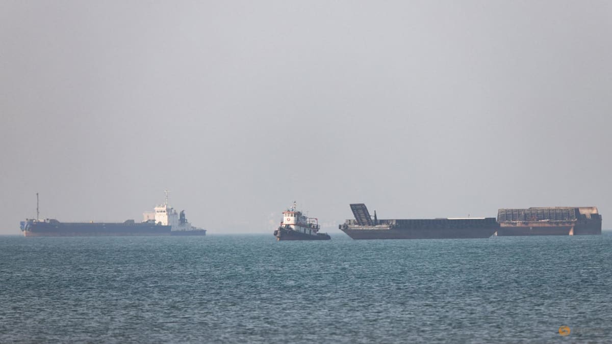 Fire and explosion strike South Korean-operated vessel in Strait of Hormuz, Seoul reports