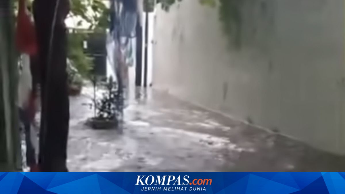 Katon Bagaskara's House in South Jakarta Flooded Again: Help, Mr Pram!