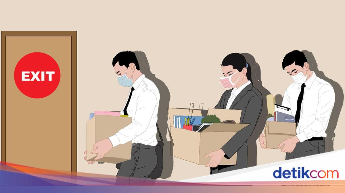 Layoffs Potentially Occurring in Three Months, Textile and Plastics Industries Most Vulnerable