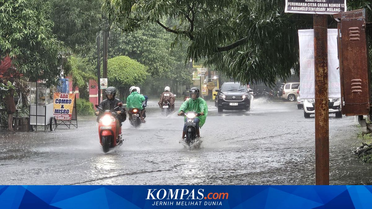 Angke Hulu on Alert Level 1: How to Check Jakarta Flood Points in Real-Time