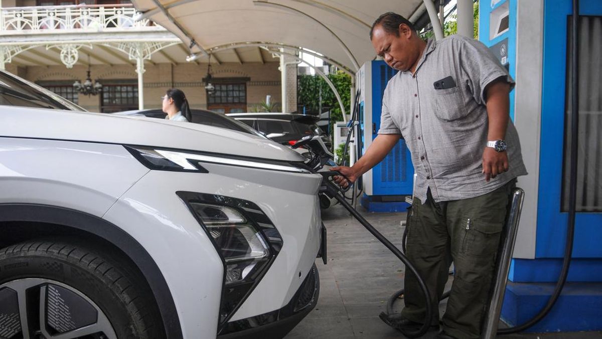 DKI Maintains Tax Incentives and Exemption from Odd-Even Rules for Electric Vehicles