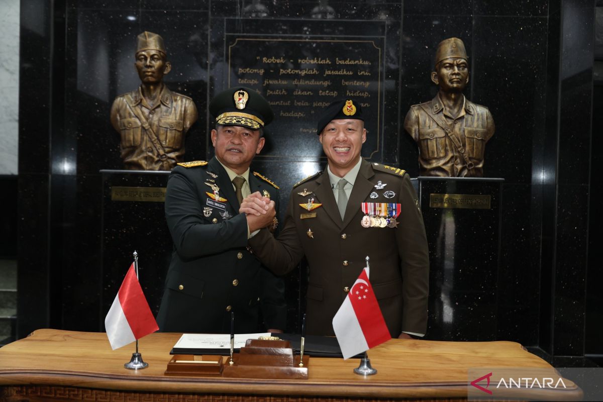 Indonesian Army Strengthens Military Cooperation with Singapore Army