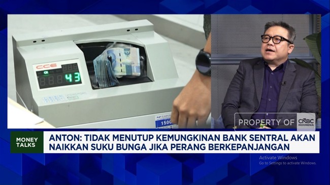 Video: Digital Banks' Strategies to Compete with Conventional Banks - Fintech