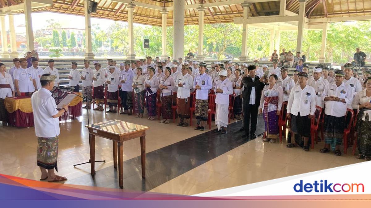 Massive Bureaucratic Reshuffle in Klungkung, Regent Satria Inaugurates 132 Officials
