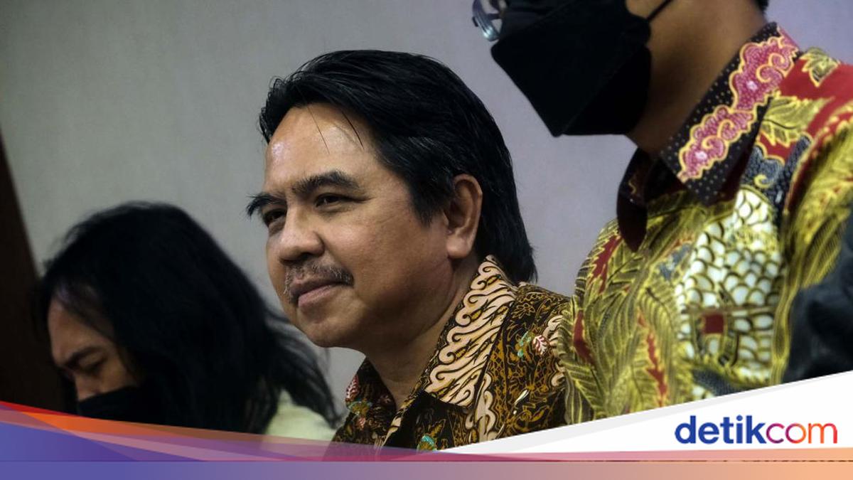 Ade Armando Reveals Letters Prompting His Resignation from PSI